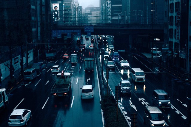 雨の道路